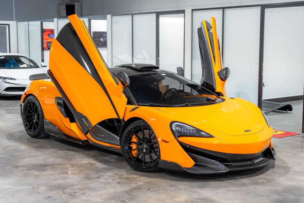 Used 2019 McLaren 600LT RWD image 7