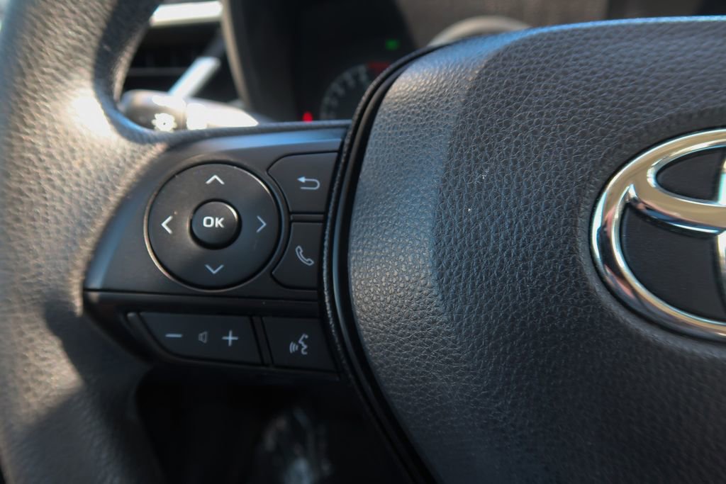 Used 2020 Toyota Corolla LE w/ LE Premium Package image 30