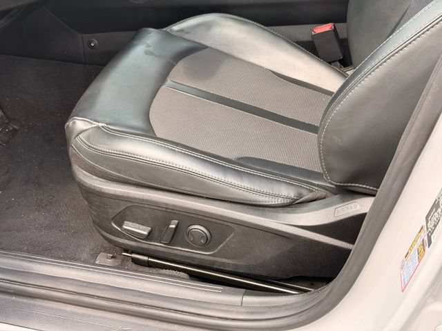 Used 2022 Kia K5 GT-Line FWD image 17