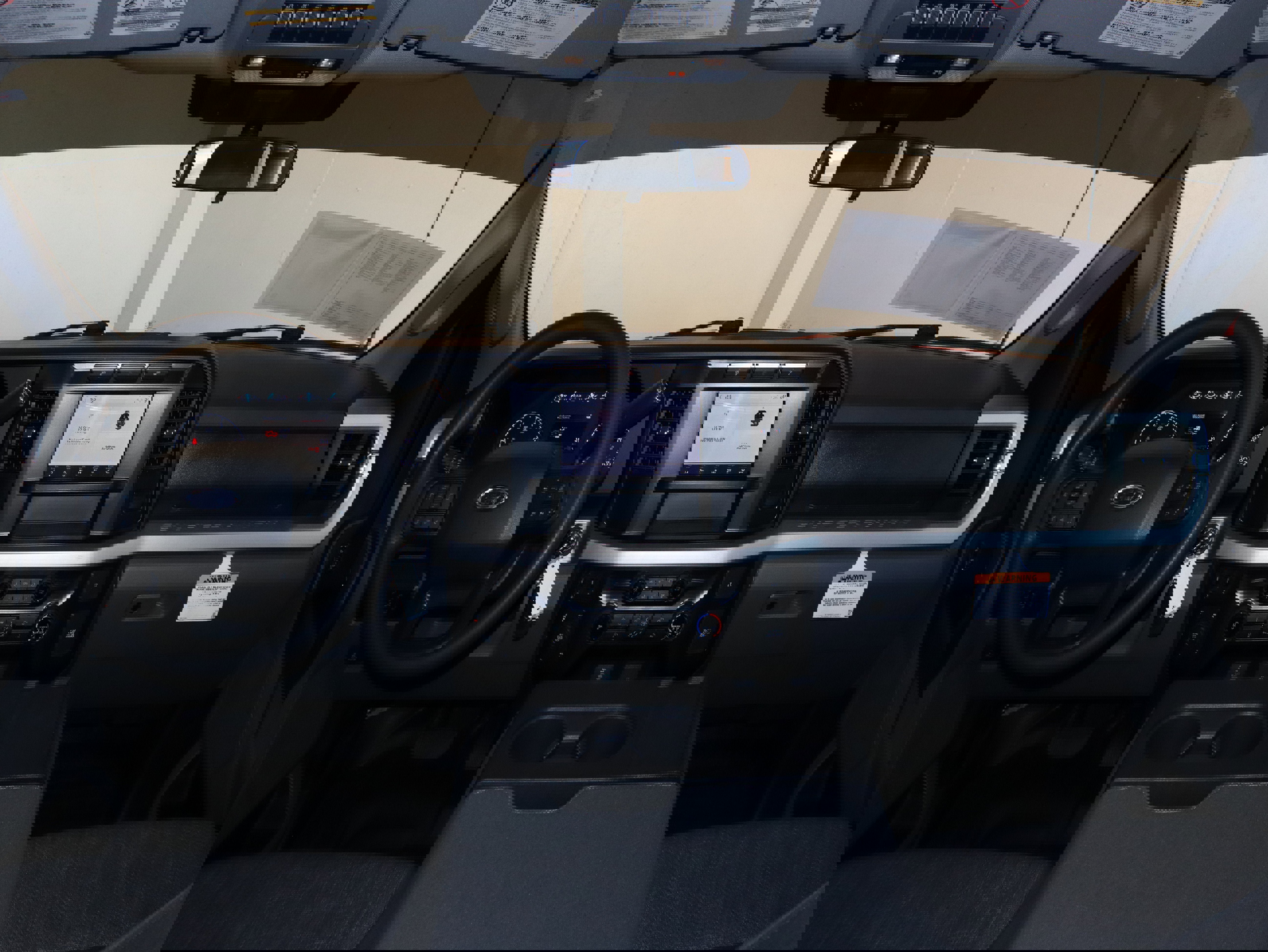 Used 2023 Ford F550 4x4 Crew Cab Super Duty image 21