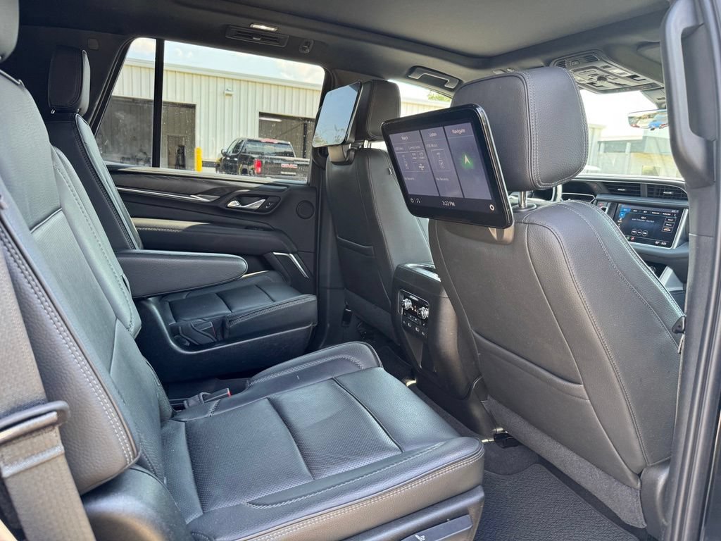 Used 2021 GMC Yukon Denali w/ Denali Ultimate Package AWD/4WD image 12