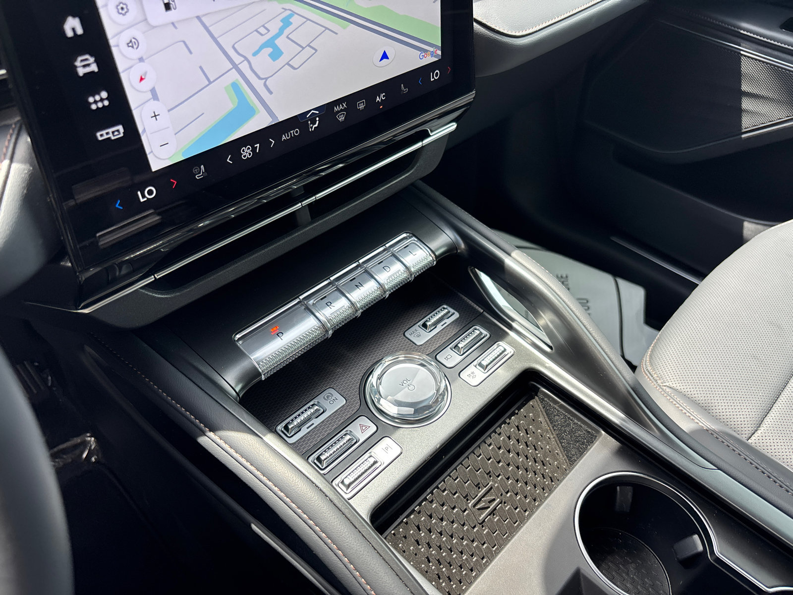 New 2026 Lincoln Nautilus Premier AWD/4WD image 23