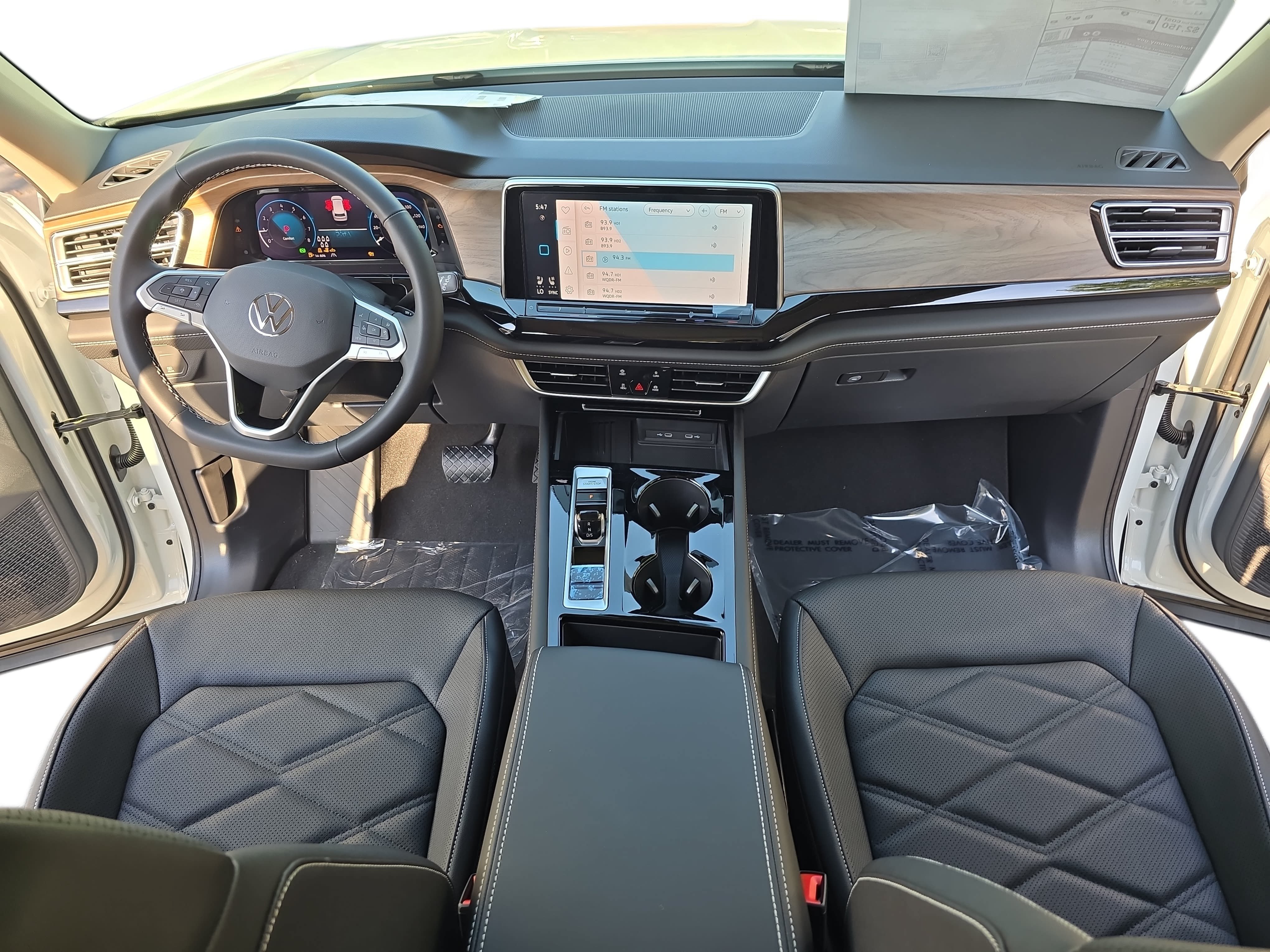 New 2026 Volkswagen Atlas SE FWD image 9