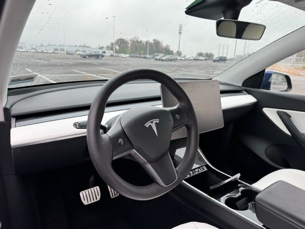 Used 2020 Tesla Model Y Performance AWD/4WD image 17