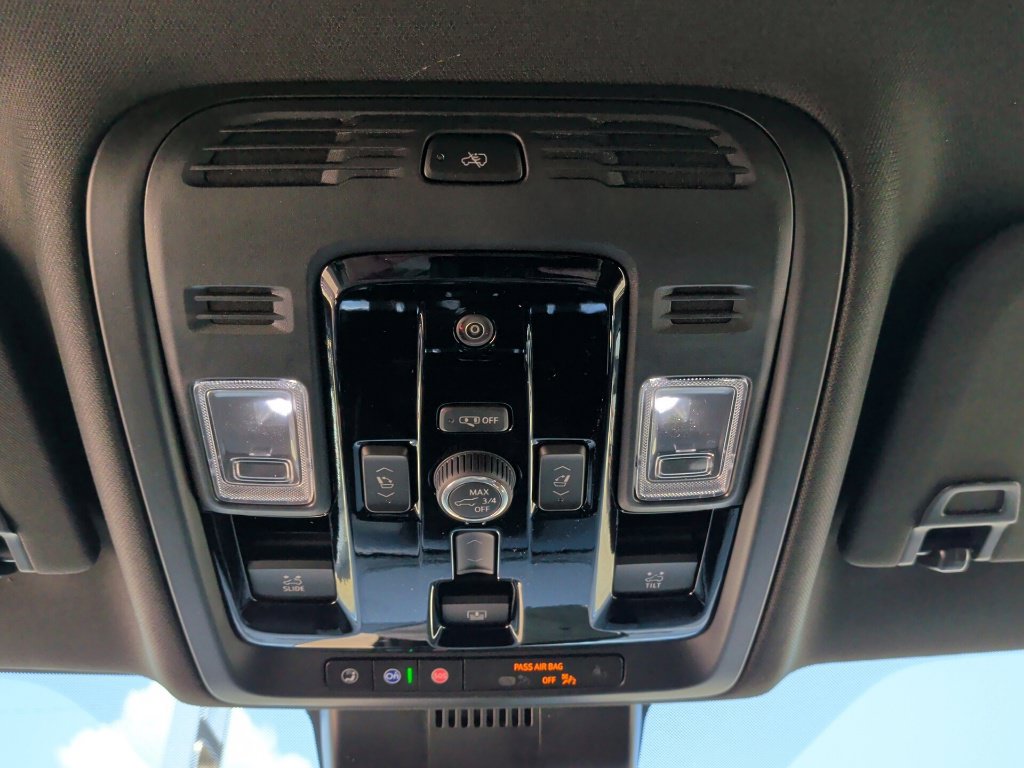 New 2026 GMC Yukon Denali Ultimate AWD/4WD image 22