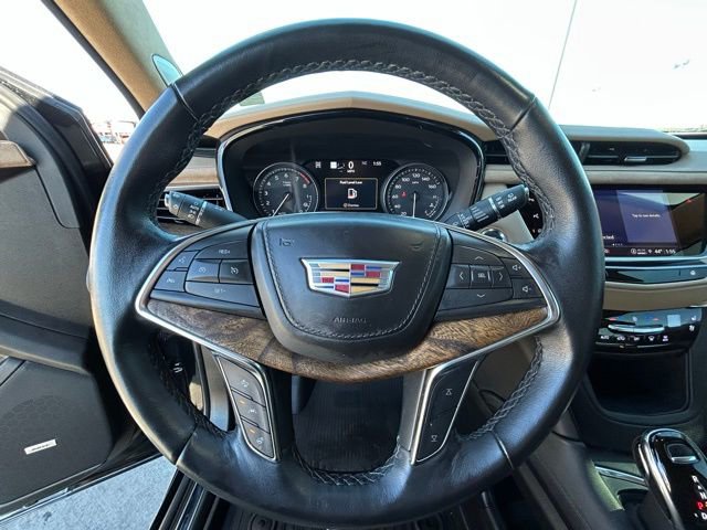 Used 2023 Cadillac XT5 Premium Luxury w/ Platinum Package image 11
