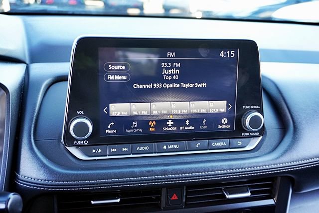 Used 2024 Nissan Rogue SV FWD image 26