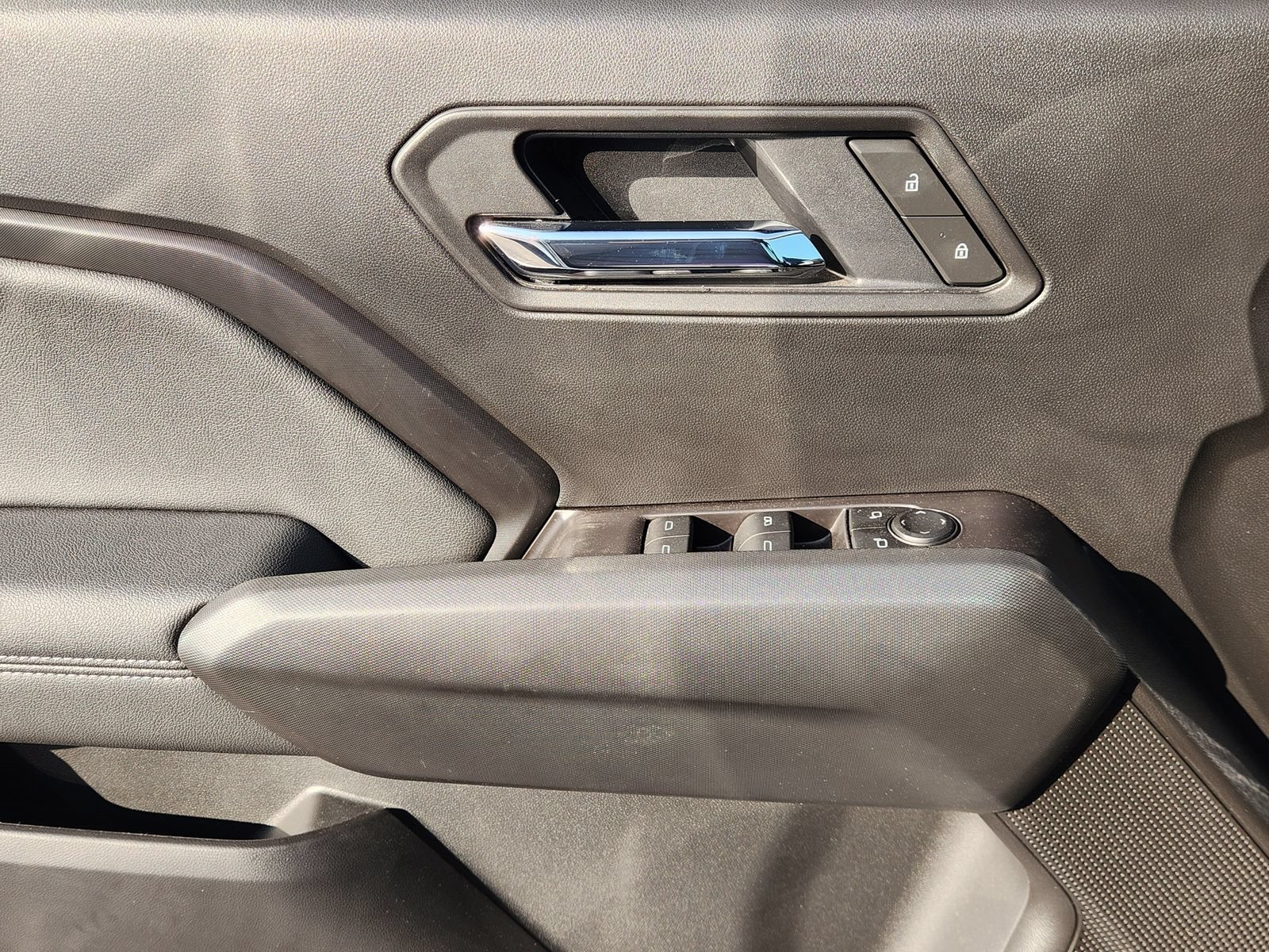 New 2026 GMC Canyon Elevation w/ Convenience Package RWD image 27