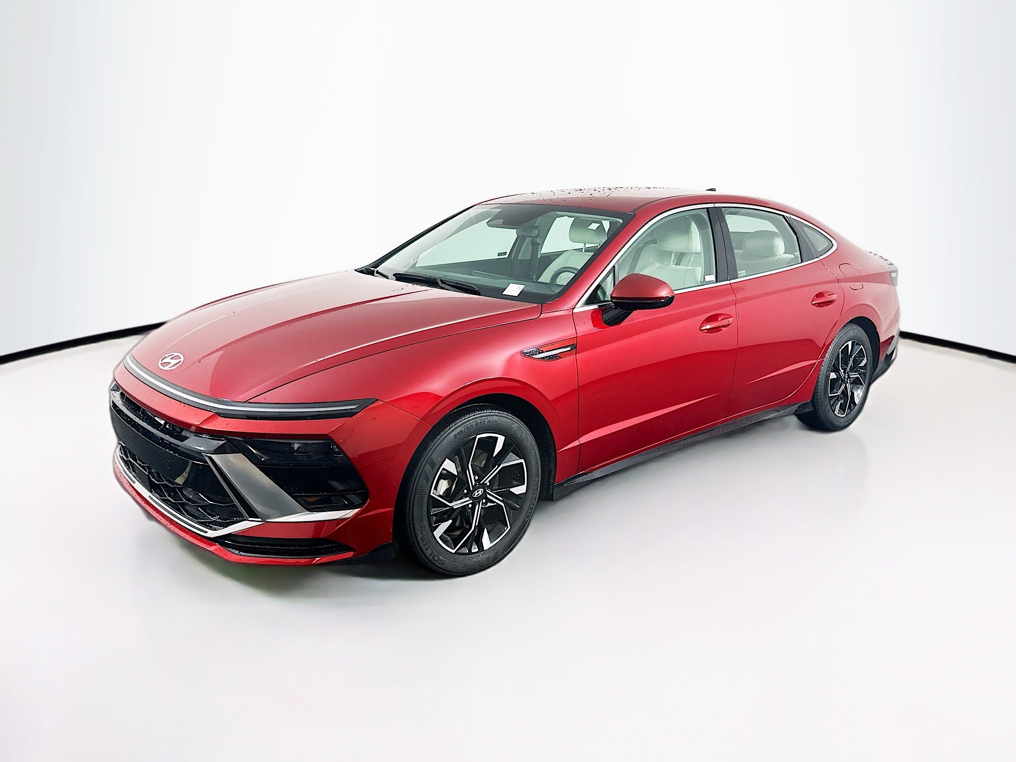 Used 2025 Hyundai Sonata SEL FWD image 3
