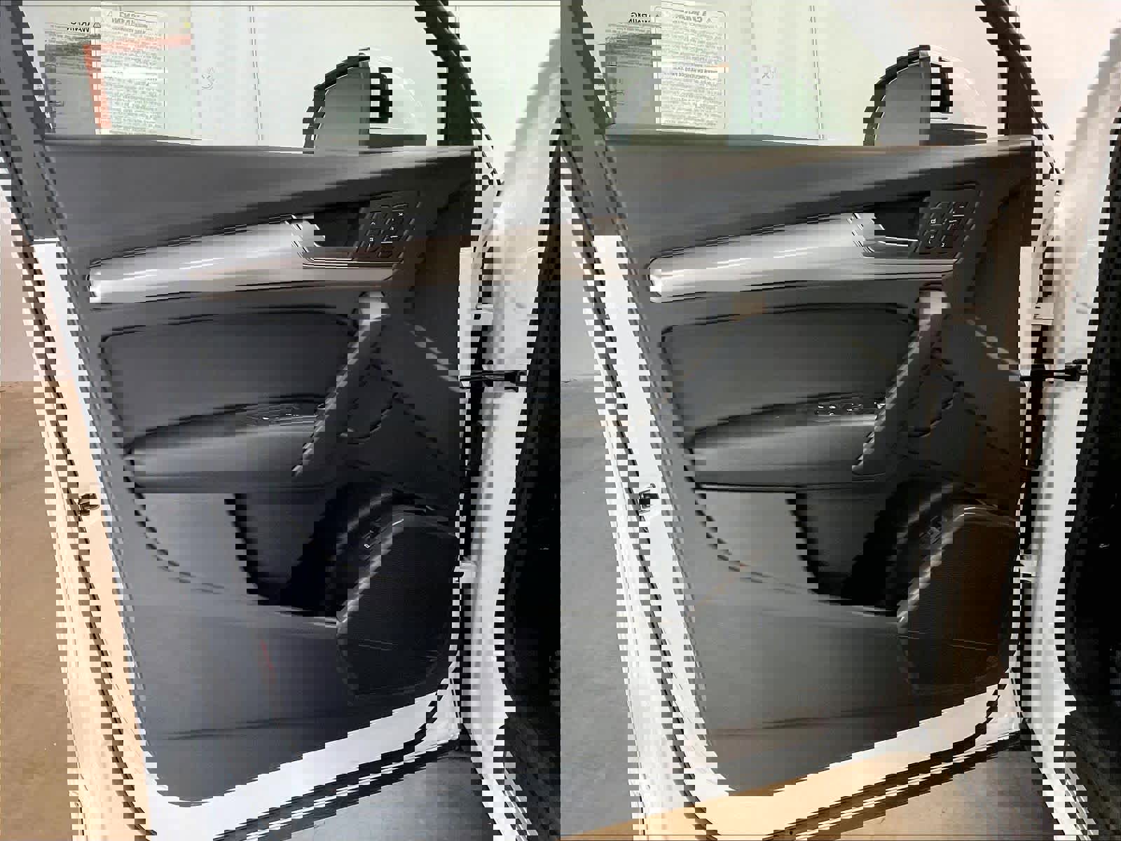 Used 2025 Audi Q5 2.0T Premium w/ Convenience Plus Package image 25