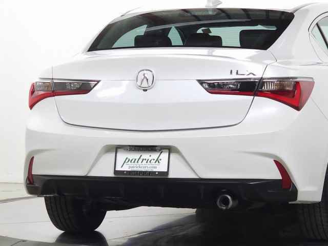 Used 2019 Acura ILX w/ Premium Package image 10