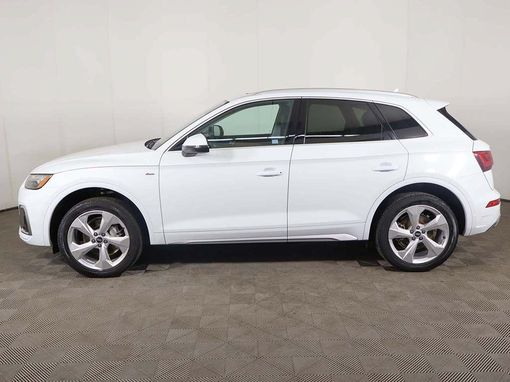 Used 2023 Audi Q5 2.0T Premium Plus w/ Premium Plus Package AWD/4WD image 18