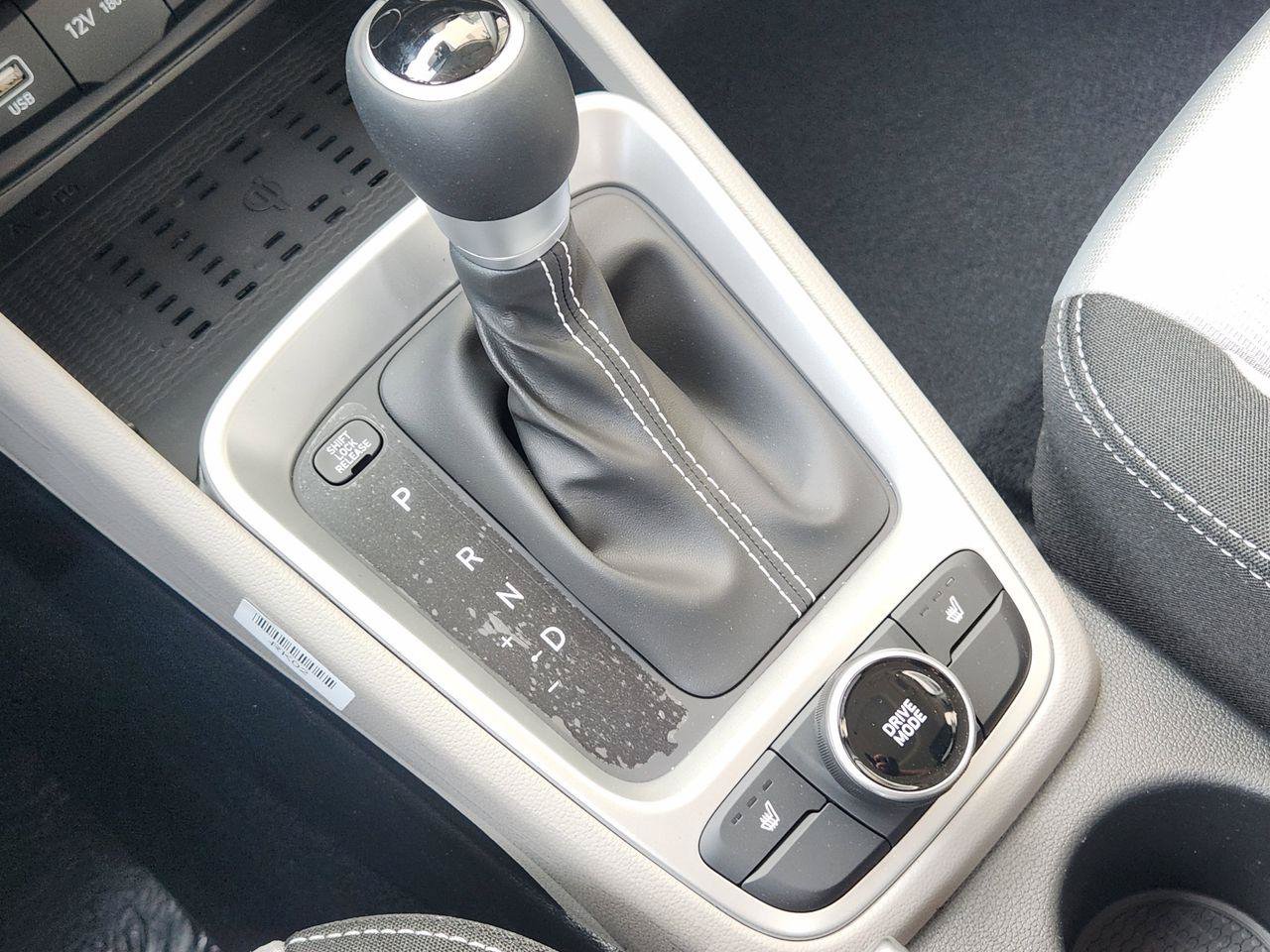 New 2026 Hyundai Venue SEL FWD image 18