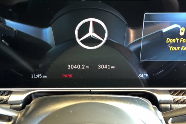 Used 2024 Mercedes-Benz S 63 AMG S image 27