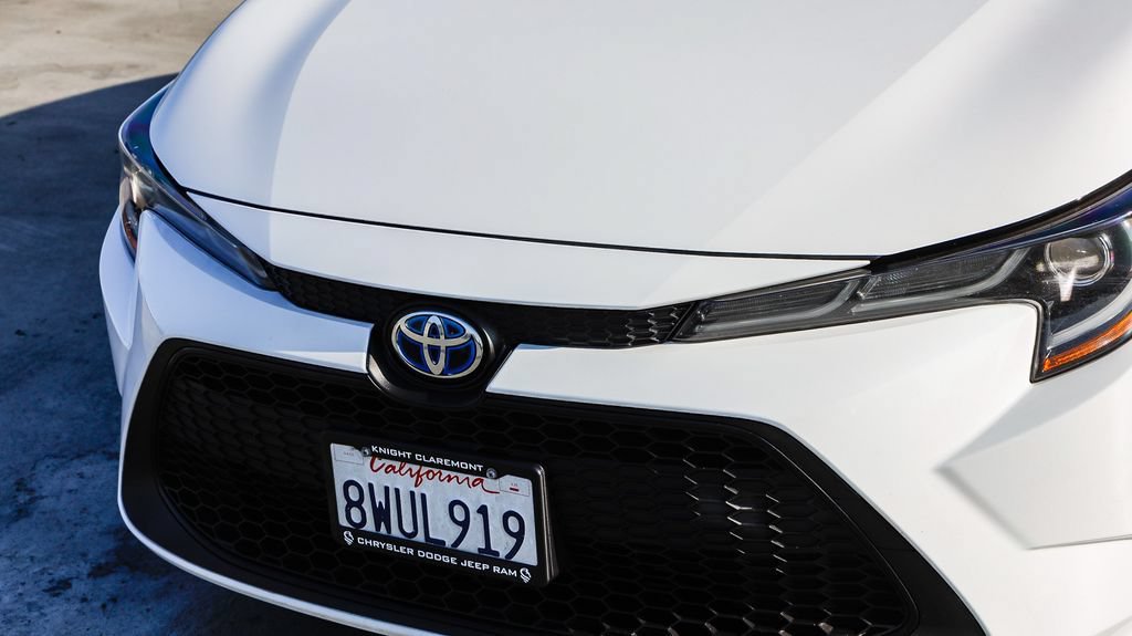 Used 2021 Toyota Corolla LE w/ Carpet Mat Package (TMS) FWD image 6
