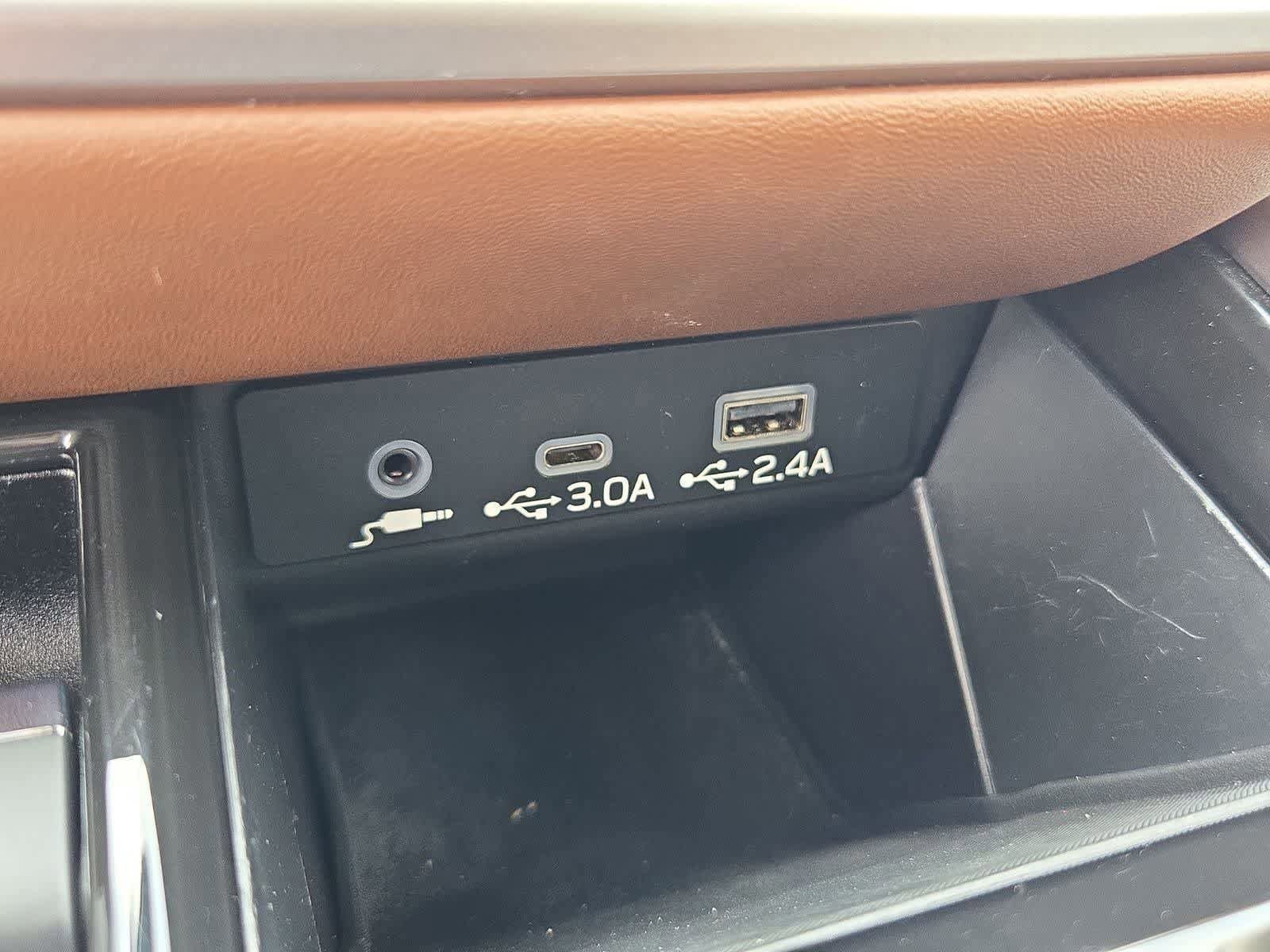 Used 2024 Subaru Outback Touring AWD/4WD image 38