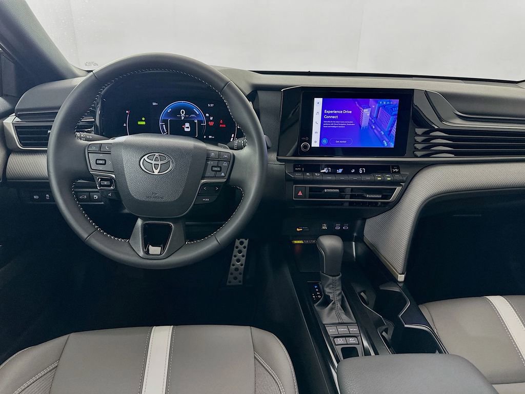 Certified 2025 Toyota Camry SE w/ Convenience Package image 22