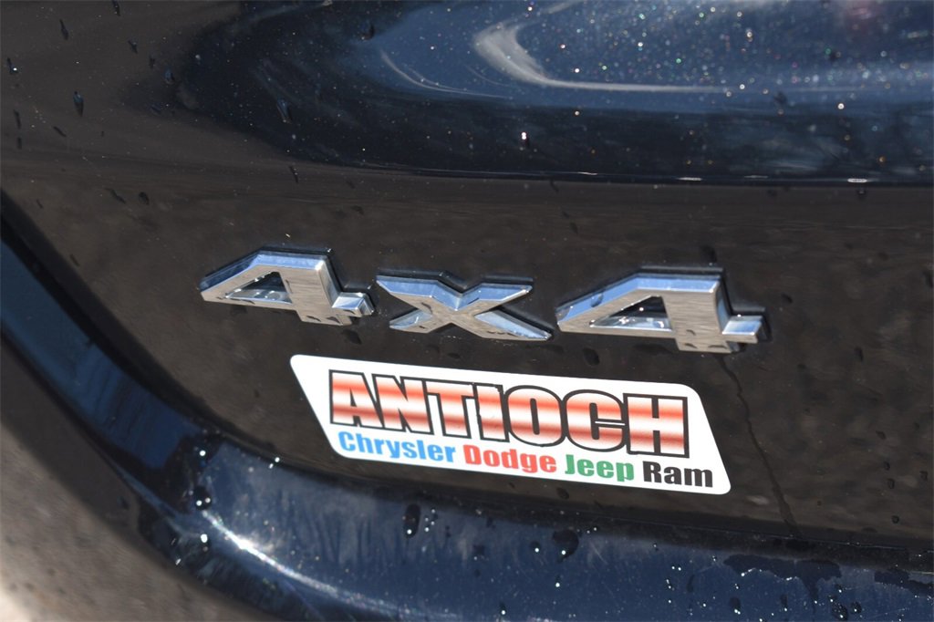 Used 2022 Jeep Compass Limited image 19