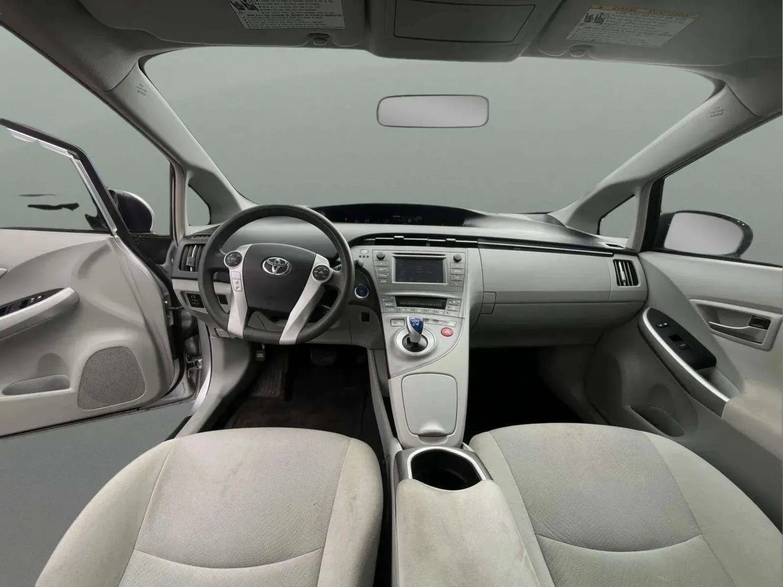 Used 2014 Toyota Prius Two image 14