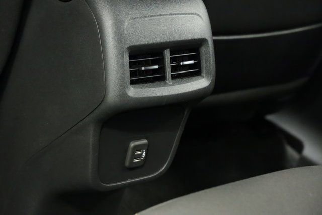 Used 2020 GMC Terrain SLE image 30