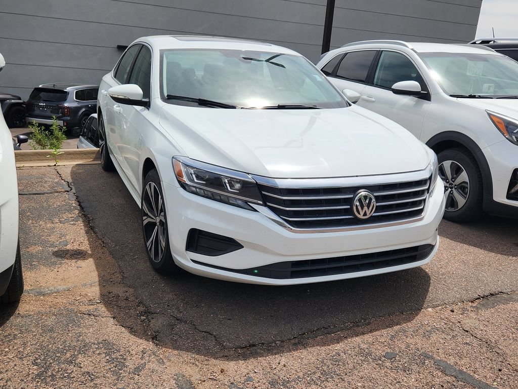 Used 2021 Volkswagen Passat 2.0T SE FWD image 11