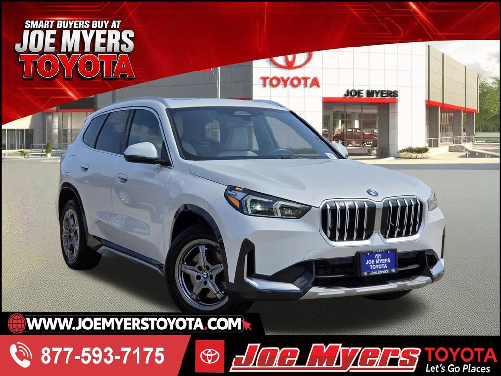 Used 2025 BMW X1 xDrive28i AWD/4WD image 1