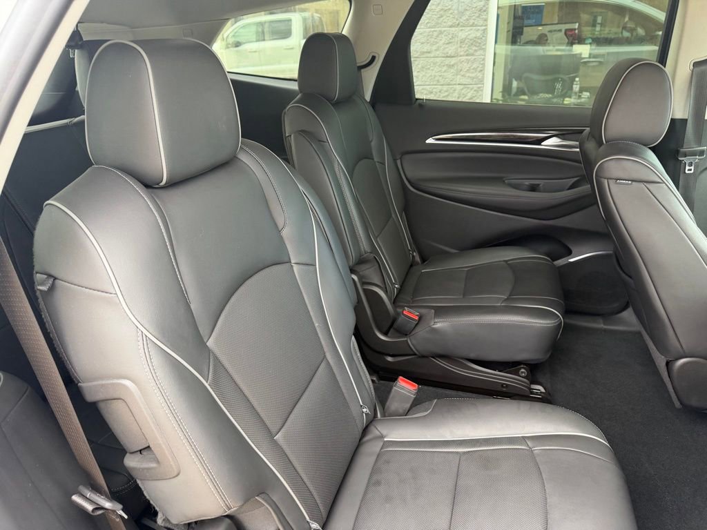 Used 2021 Buick Enclave Avenir w/ Avenir Technology Package image 8