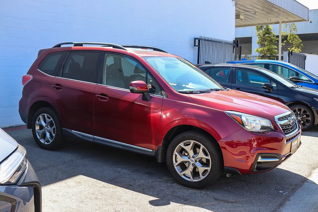 Used 2017 Subaru Forester 2.5i Touring AWD/4WD image 5