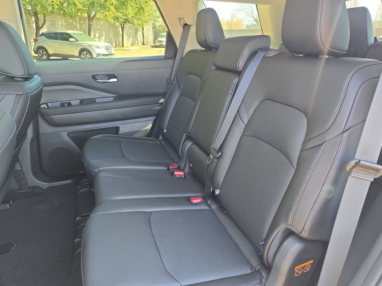 New 2026 Nissan Pathfinder SL w/ Cargo Package FWD image 19