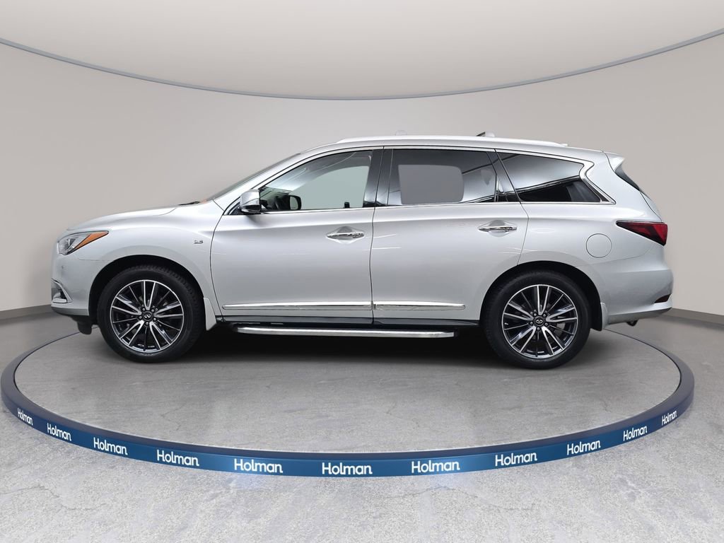 Used 2017 INFINITI QX60 Luxe w/ Deluxe Technology Package image 9