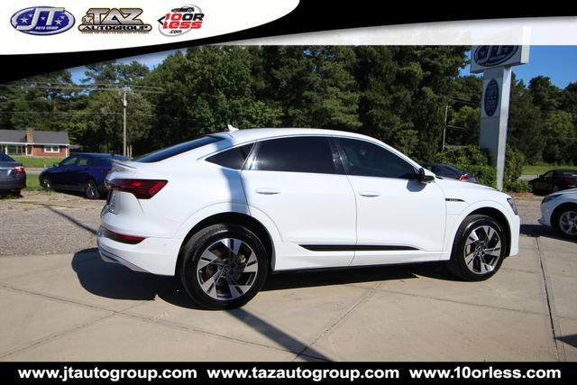 Used 2022 Audi e-tron Premium Plus w/ Premium Plus Package AWD/4WD image 8