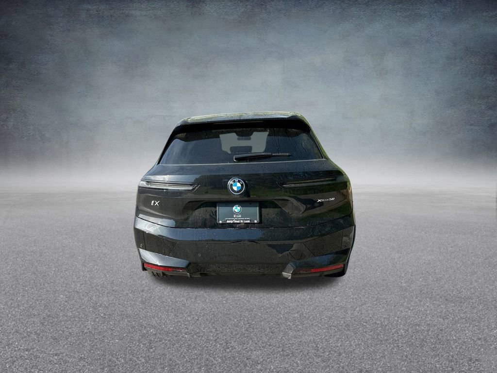 Used 2025 BMW iX xDrive50 AWD/4WD image 8