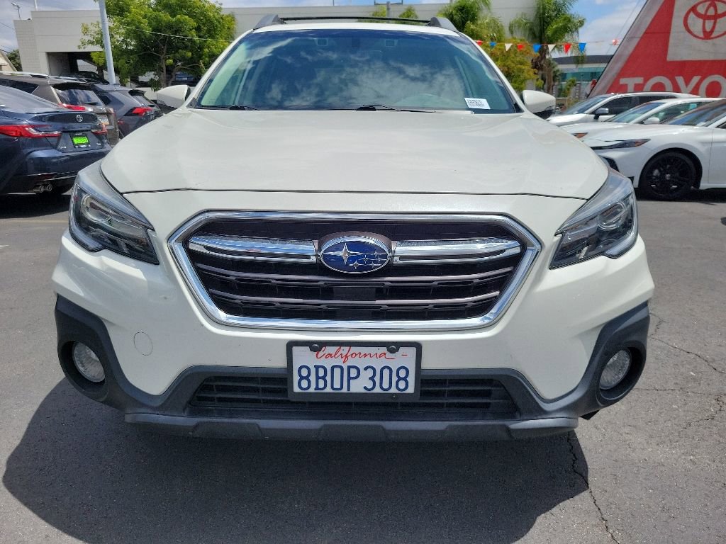 Used 2018 Subaru Outback 2.5i Limited AWD/4WD image 3