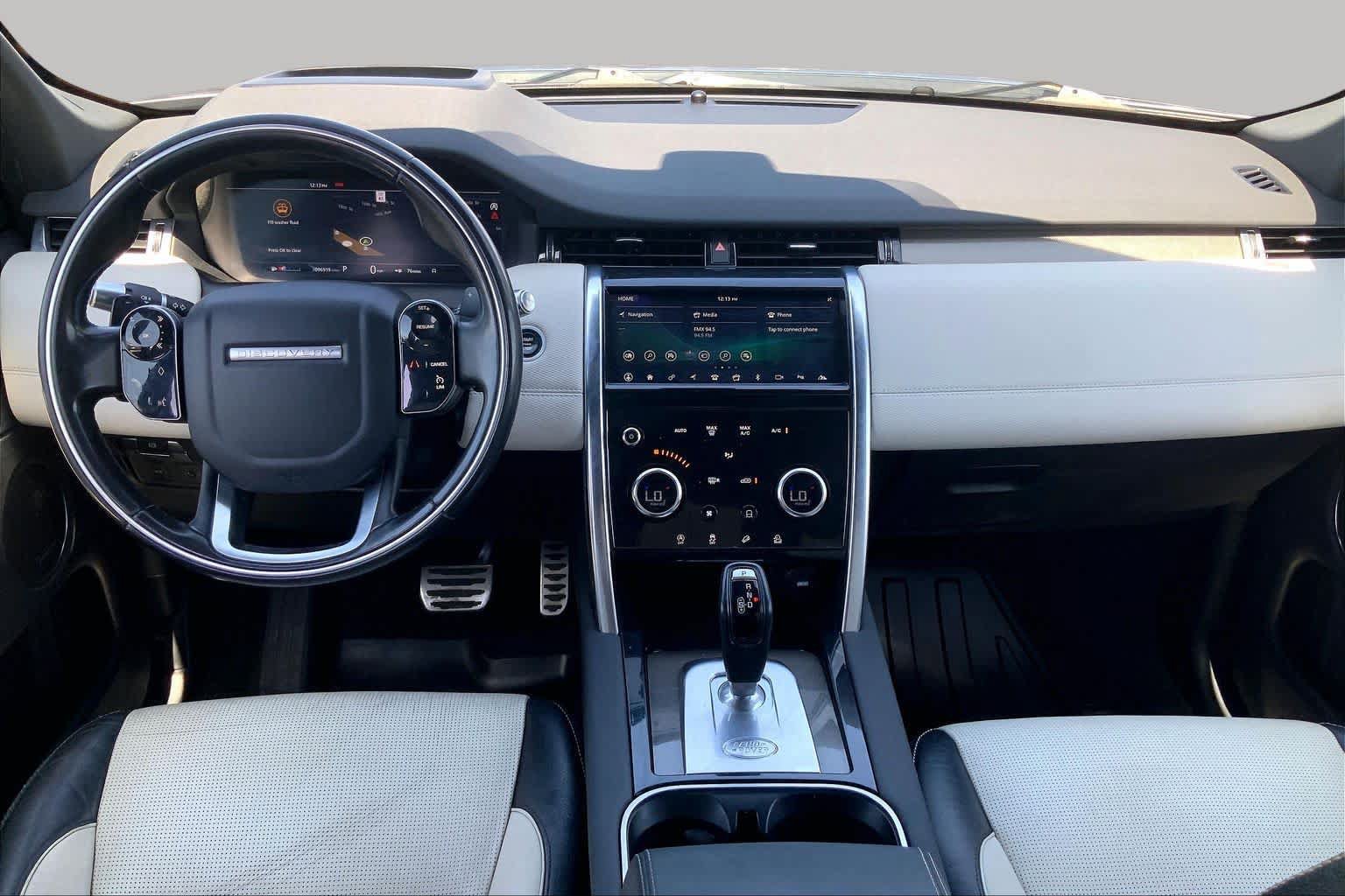 Used 2020 Land Rover Discovery Sport SE R-Dynamic AWD/4WD image 15