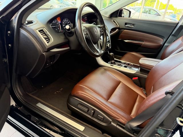 Used 2017 Acura TLX FWD image 6