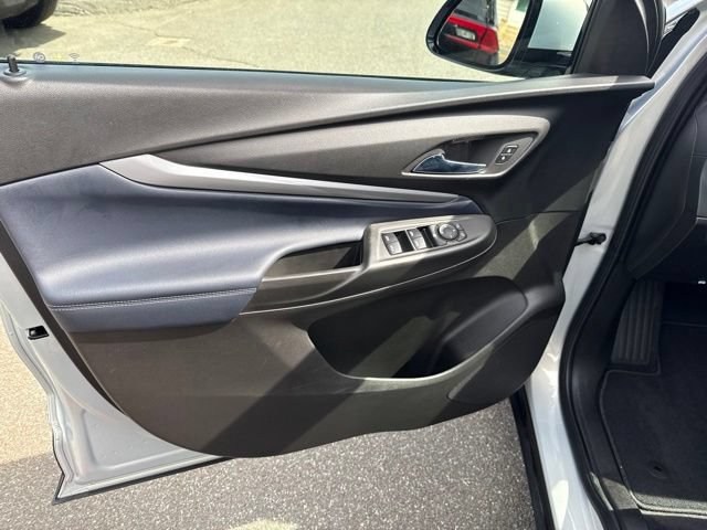 Used 2022 Chevrolet Bolt EUV Premier FWD image 17