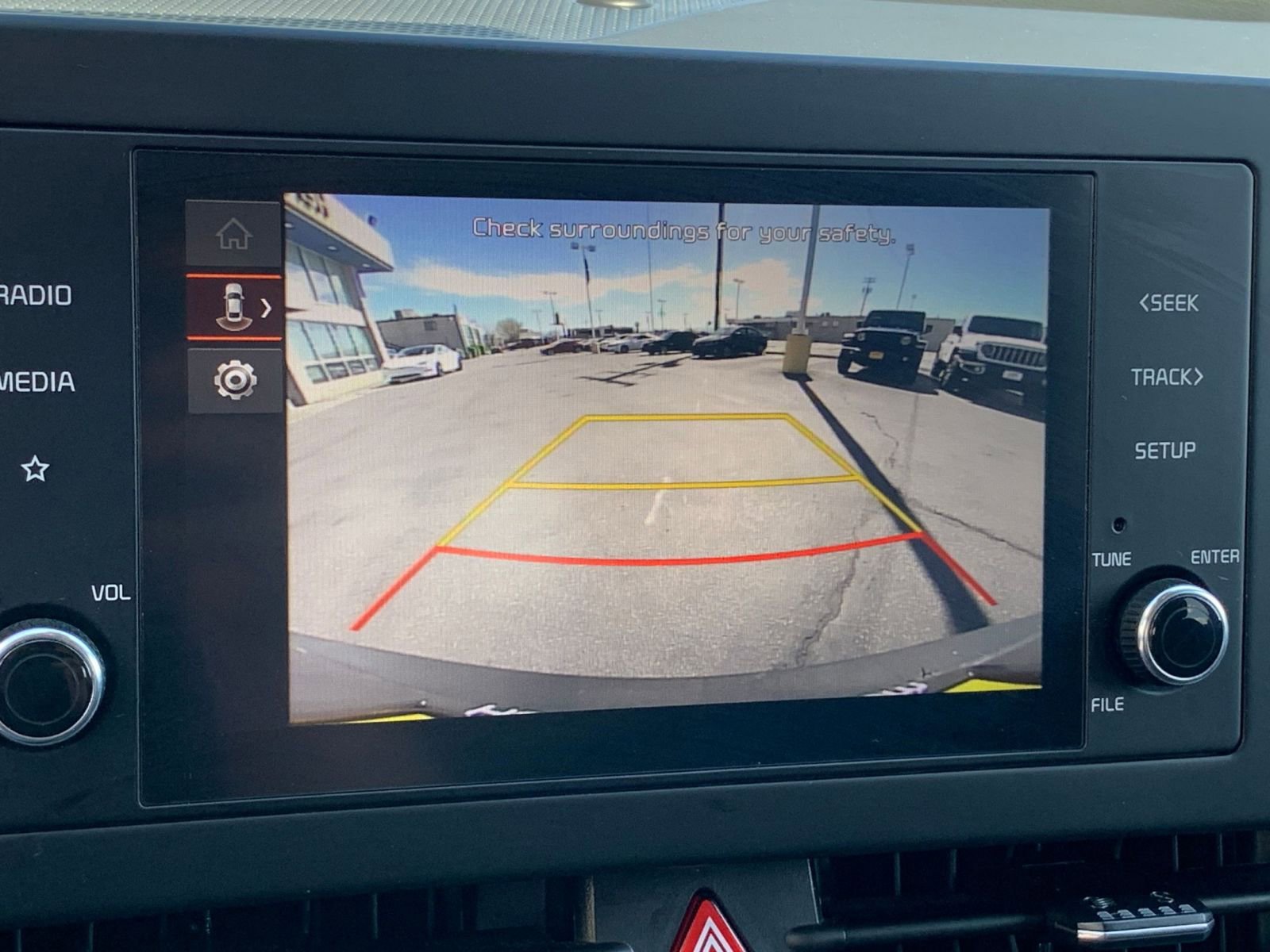 Used 2025 Kia Sportage LX image 23