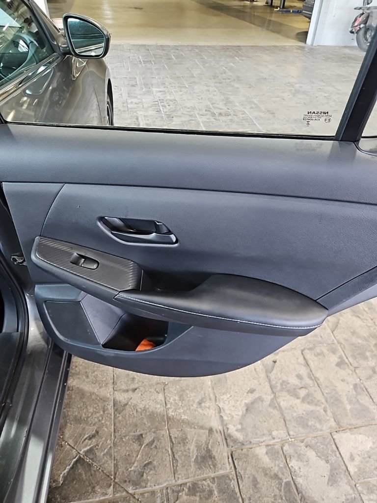 Used 2024 Nissan Sentra SV image 14