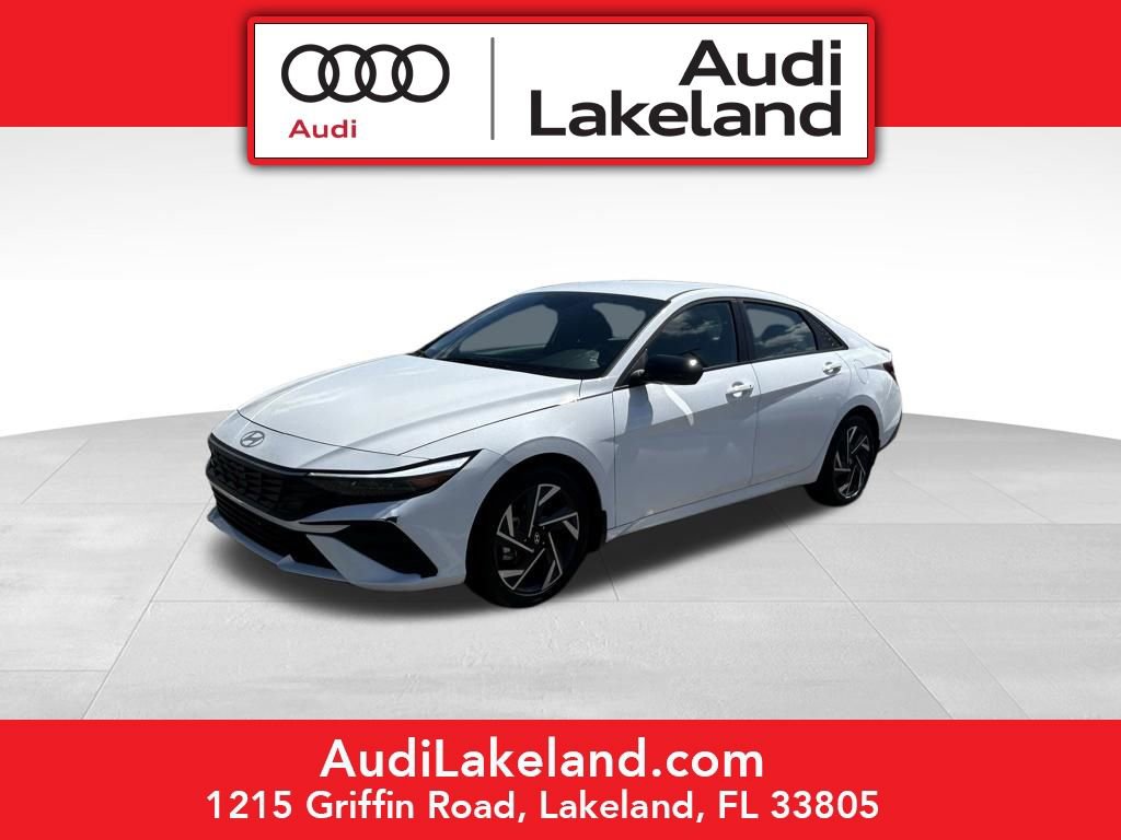 Used 2025 Hyundai Elantra Sport FWD image 1