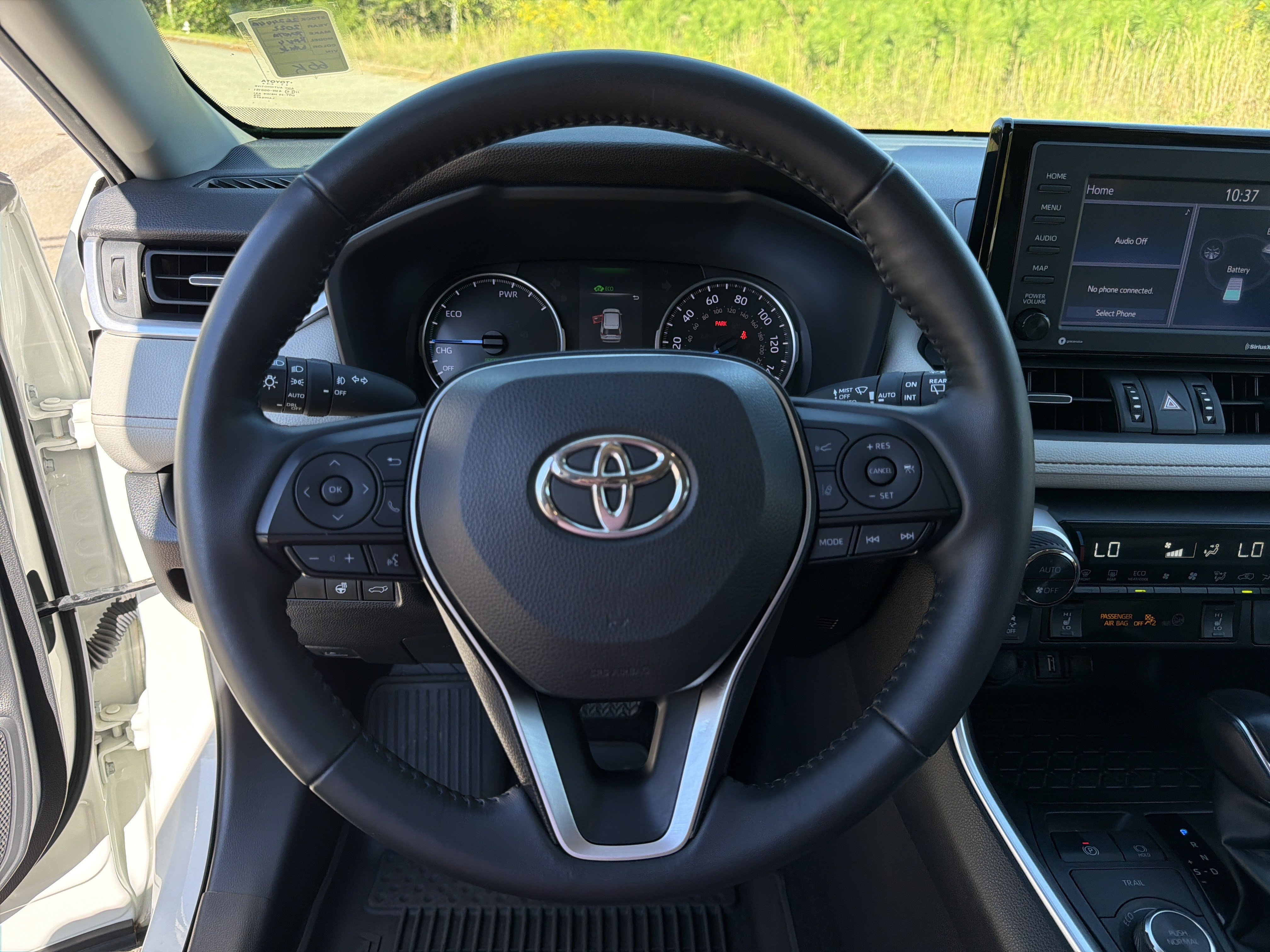 Used 2022 Toyota RAV4 XLE Premium AWD/4WD image 24