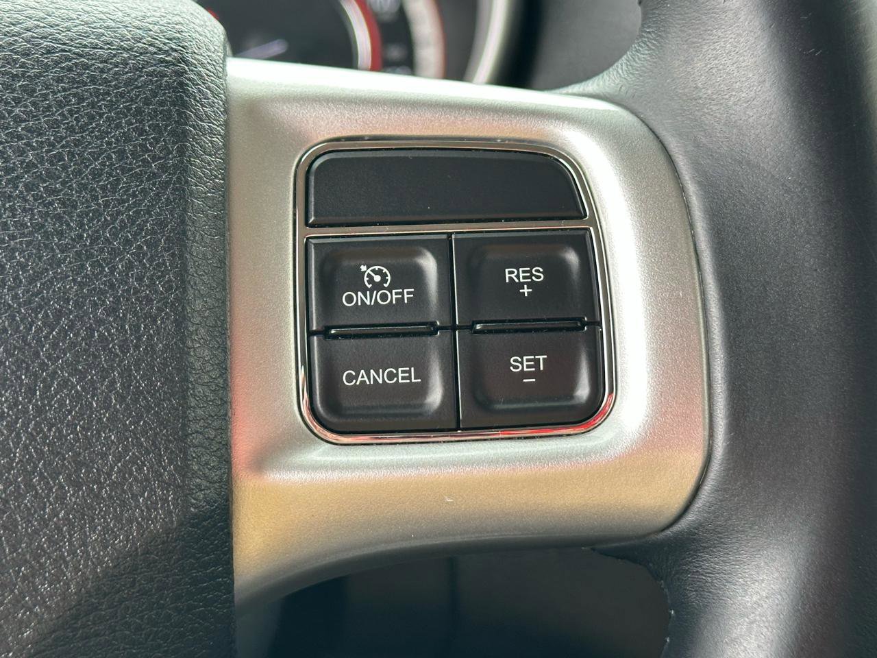 Used 2017 Dodge Journey SXT w/ Premium Group image 15
