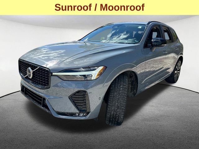 Used 2024 Volvo XC60 B5 Plus AWD/4WD image 4