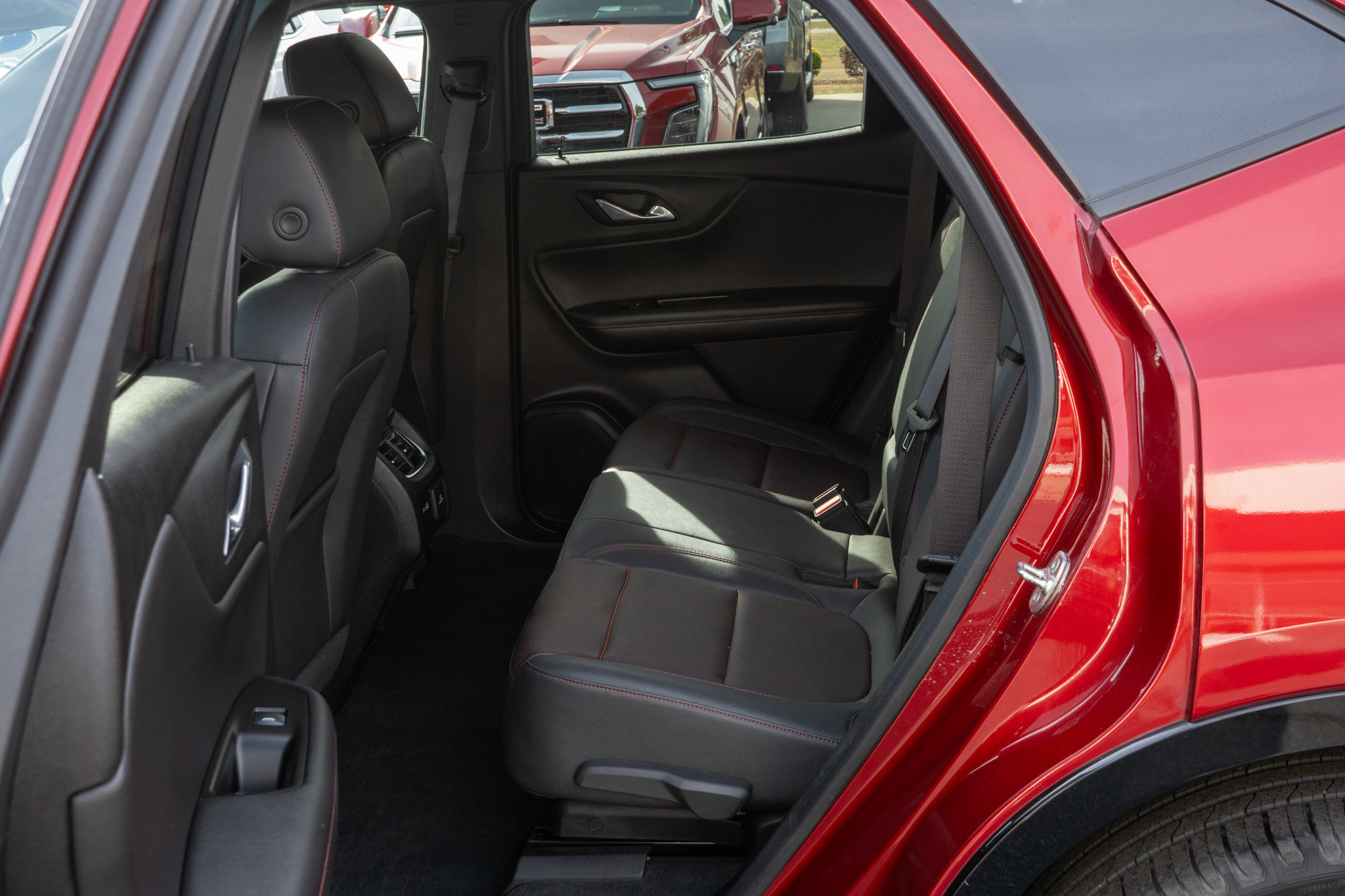 Certified 2024 Chevrolet Blazer RS w/ Driver Confidence II Package image 19