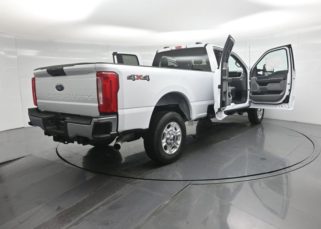 New 2026 Ford F350 XLT image 5