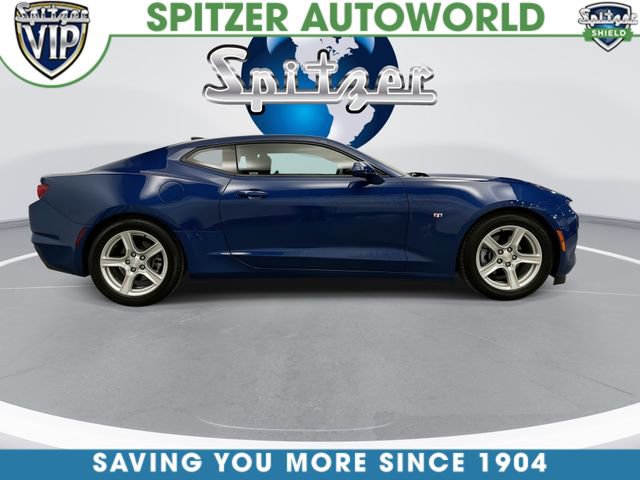 Used 2020 Chevrolet Camaro LT RWD image 11