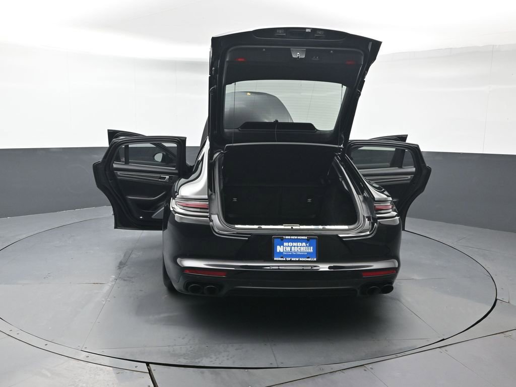 Used 2020 Porsche Panamera GTS image 60