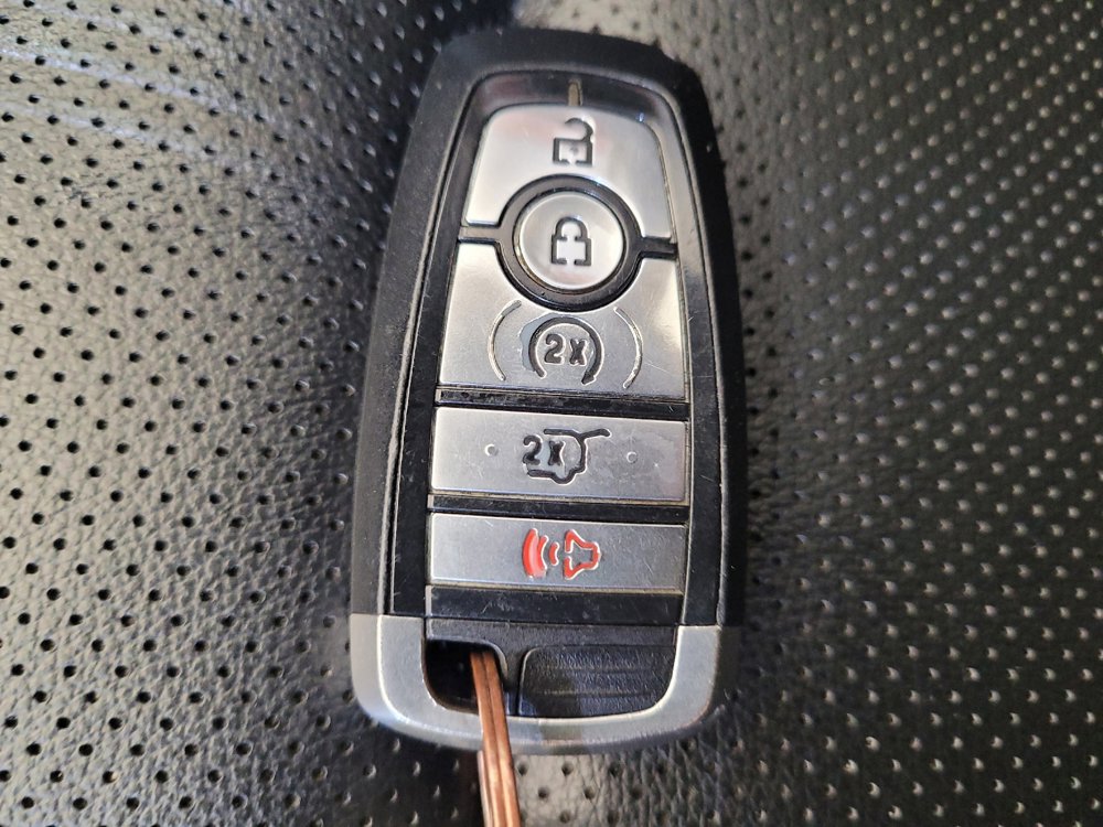 Used 2022 Ford Escape Titanium AWD/4WD image 32