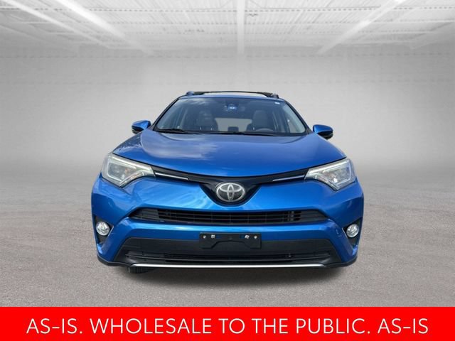 Used 2018 Toyota RAV4 Limited FWD image 3