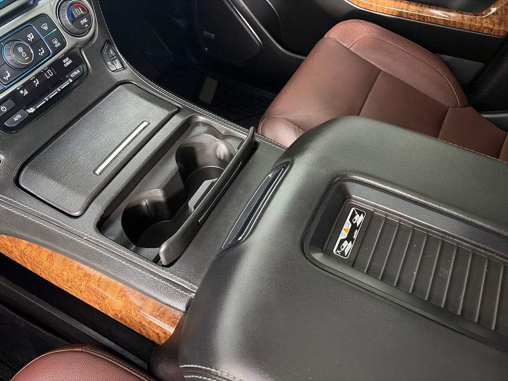 Used 2019 Chevrolet Tahoe Premier w/ Premier Plus Edition AWD/4WD image 22