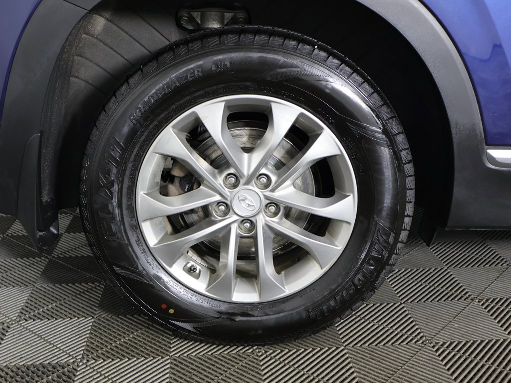 Used 2020 Hyundai Santa Fe SE image 18